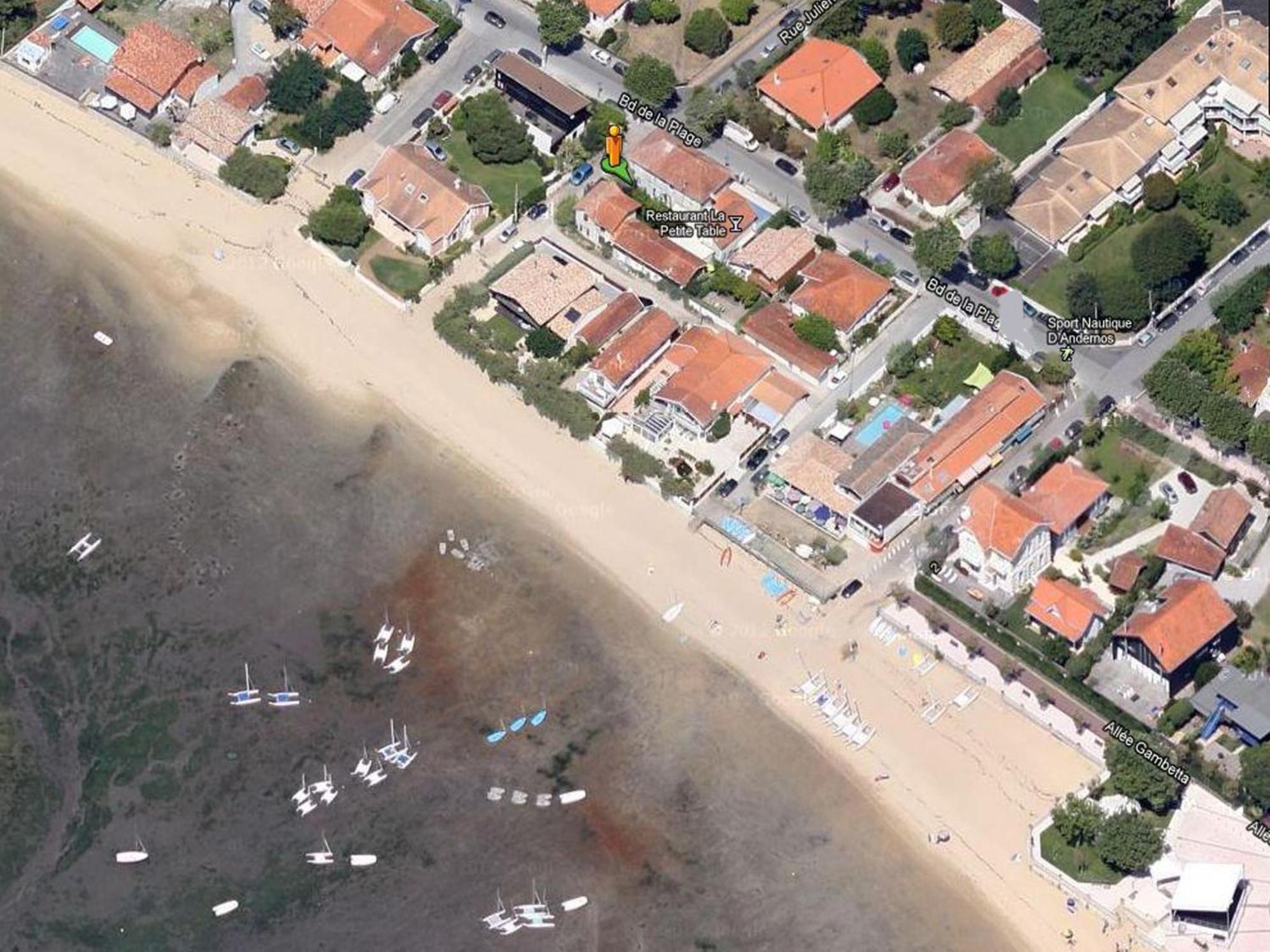 Les Flots Bleus * Andernos-les-Bains